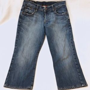 Lucky Brand Capris Jeans Button up
